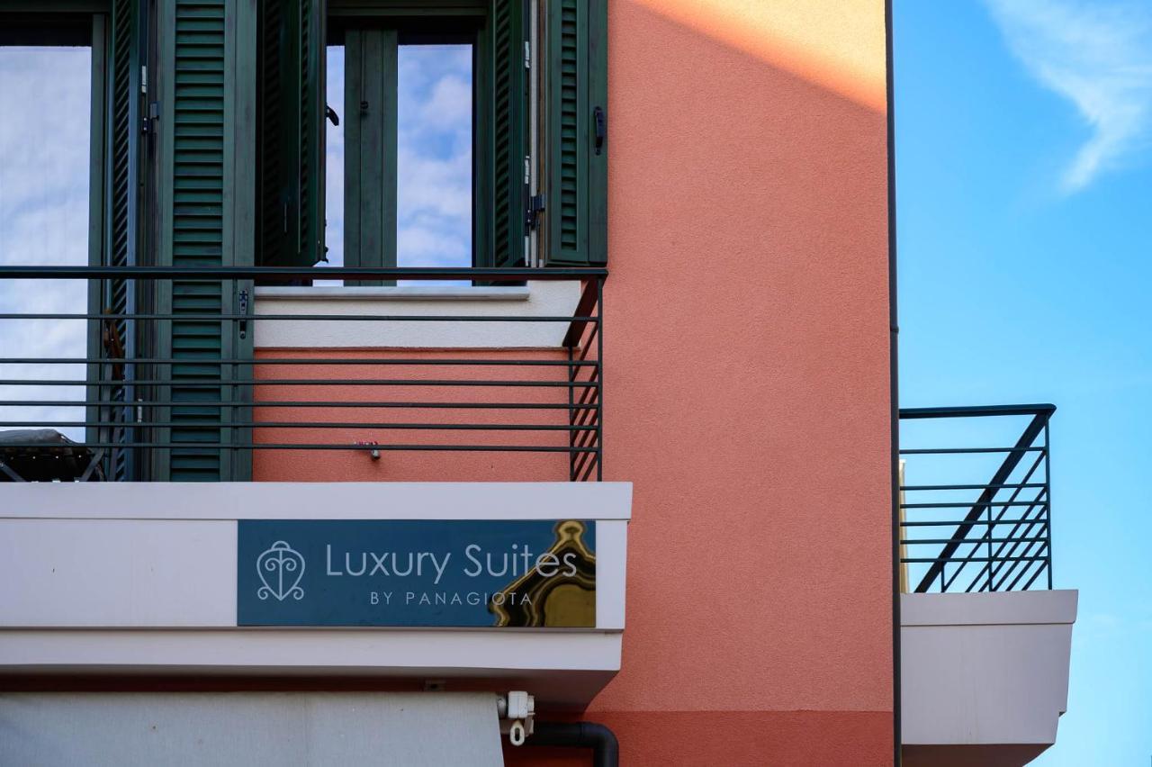 Luxury Suites By Panagiota 普雷韦扎 外观 照片