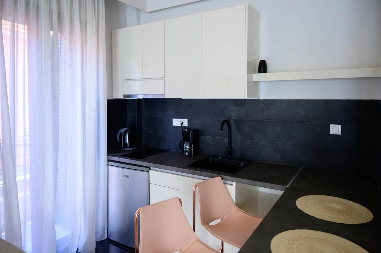 Luxury Suites By Panagiota 普雷韦扎 外观 照片